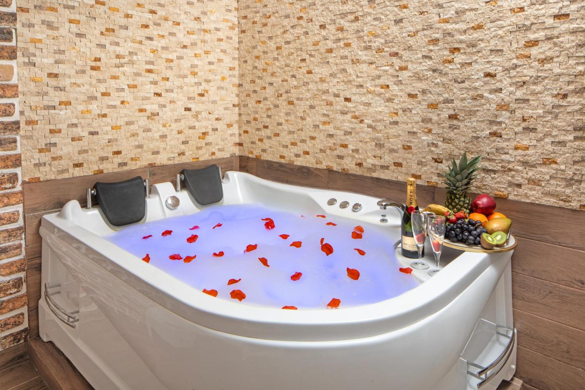 Istanbul Hotel & Suites ภายนอก รูปภาพ